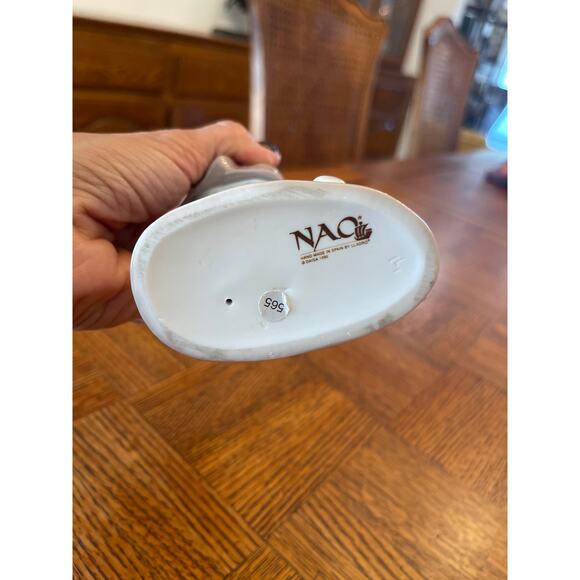 Nao by Lladró
"Sleepy Head" porcelain figurine - Picture 5 of 6